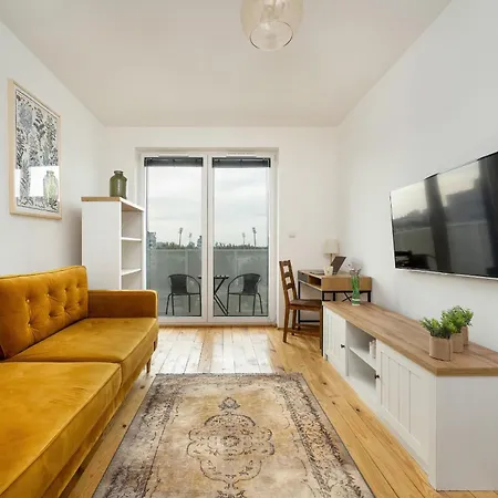 Miedziana Stylish & Cosy With Balcony By Renters 아파트 브로츠와프