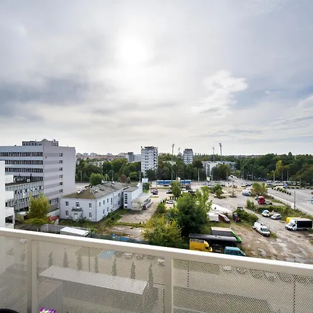 Apartment Miedziana Stylish & Cosy With Balcony By Renters Wroclaw