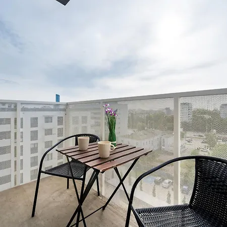 Miedziana Stylish & Cosy With Balcony By Renters * فروتسواف